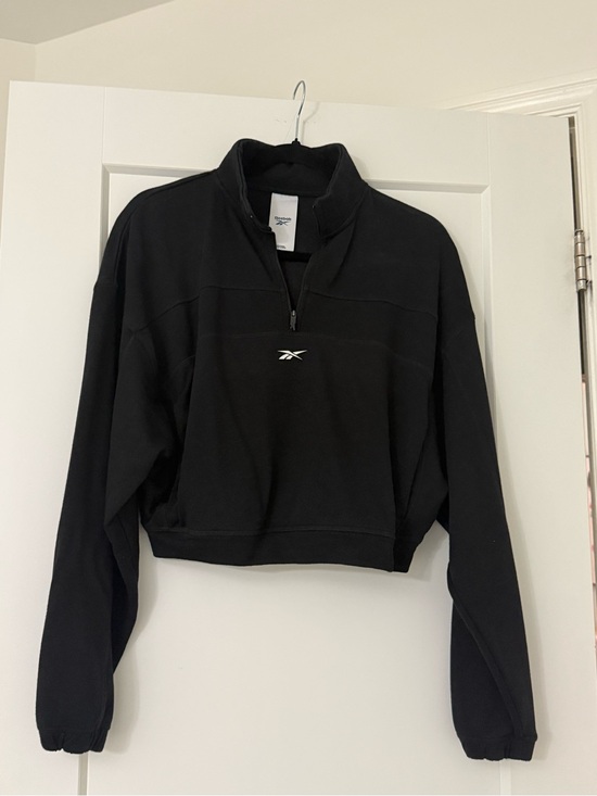 Reebok Sweaters - Reebok Black Quarter-Zip Cropped Pullover Sweater